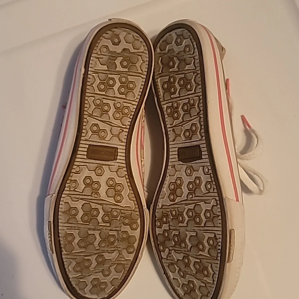 Casual Women's Sneakers with Cat Print - Picture 6 of 6